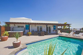 Villa Traspies - 4 Bedroom Villa Private pool plus hot tub WIFI